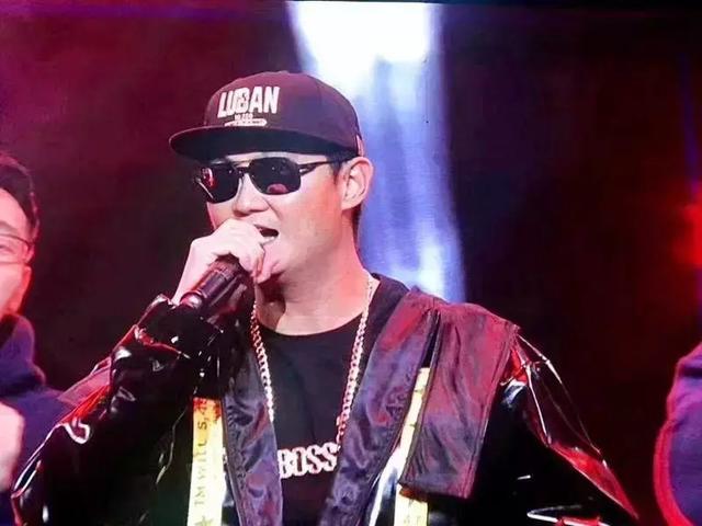 沃爾瑪停用支付寶，騰訊又做了一個艱難的決定?